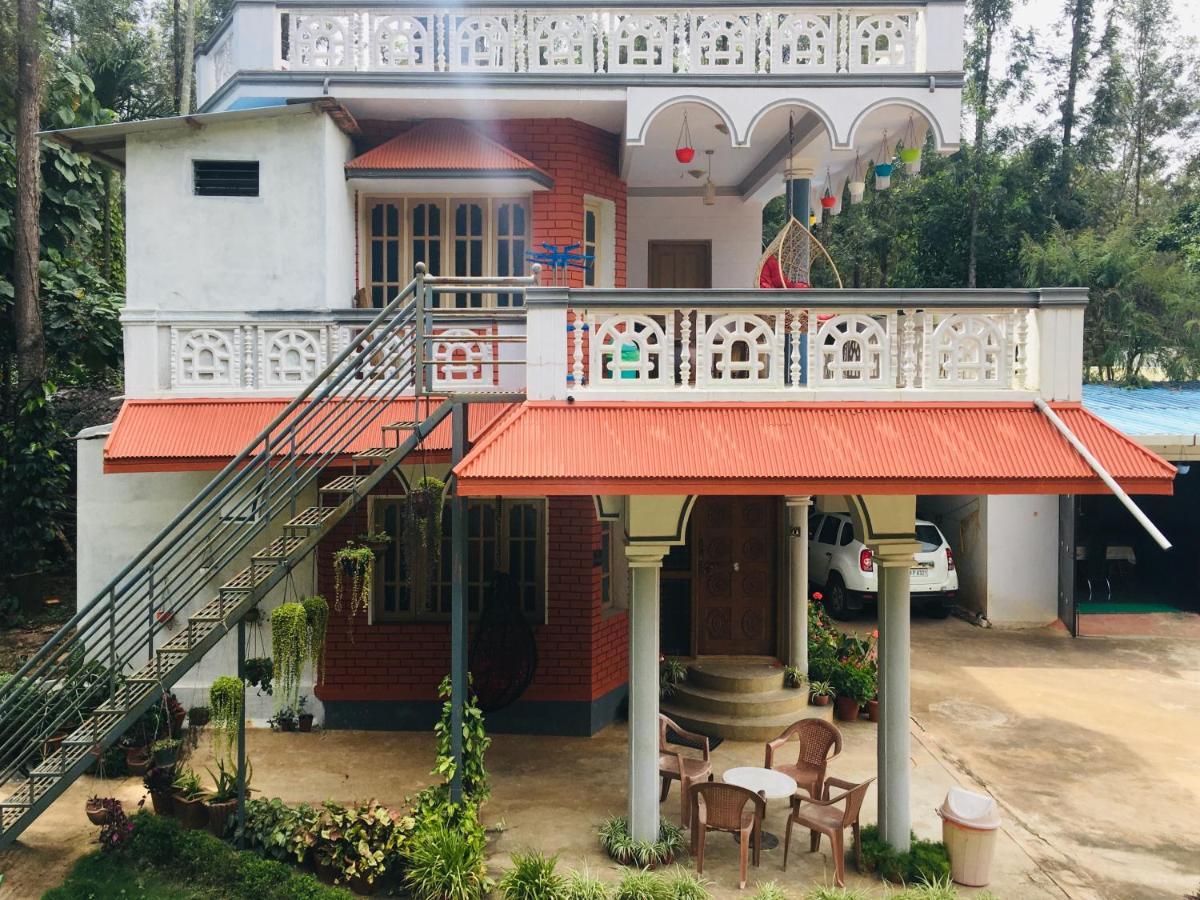 Bluebell Homestay Chikmagalūr Exterior foto
